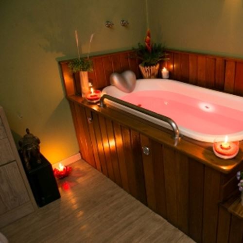 DAY SPA DO CUIDADO ROMÂNTICO com 03 compl. c/ banho